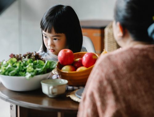 Tips Mengatasi Si Kecil yang Sedang GTM